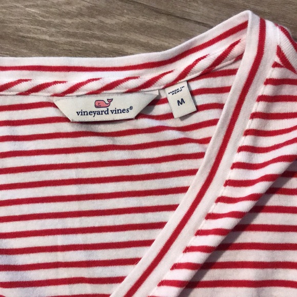 Vineyard Vines Striped Vneck Short Sleeve Tee Size Medium - Picture 3 of 4